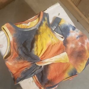 Girls 10/12 shorts & crop top Shein